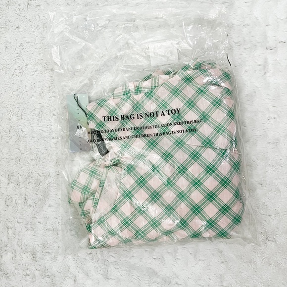 NWT- Dolls Kill DAISY STREET Balloon Pink/Green Puff Sleeved Plaid Ruffle Top - Picture 4 of 12